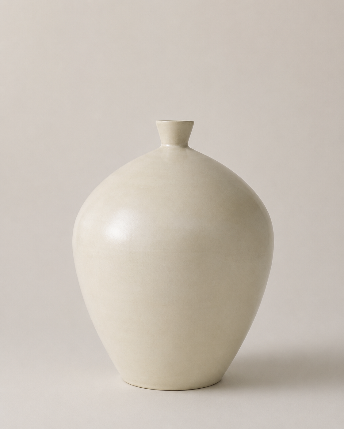 Céleste Sculptural Ceramic Vase