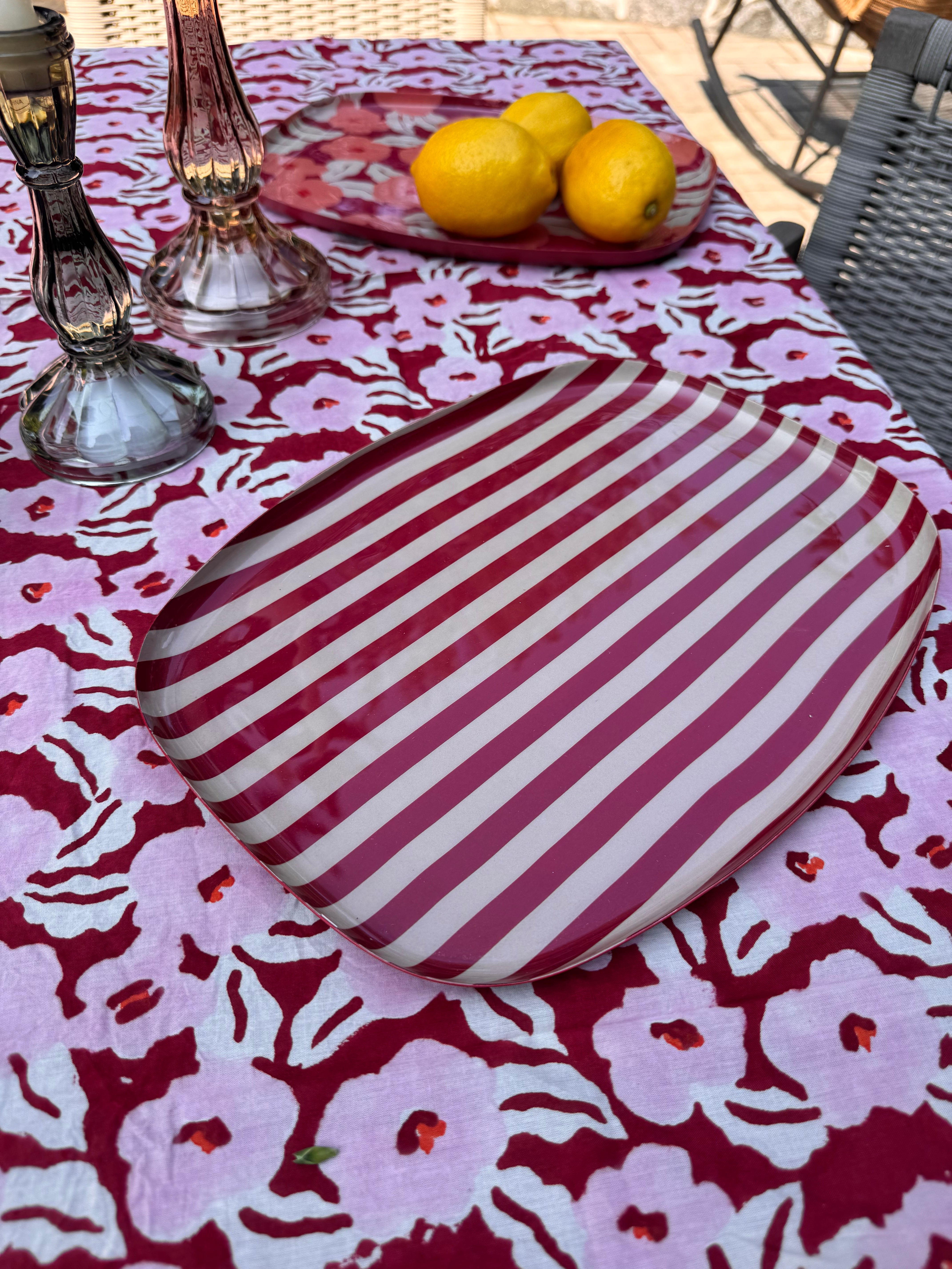 Rondo Striped Off White & Bordeaux Tray