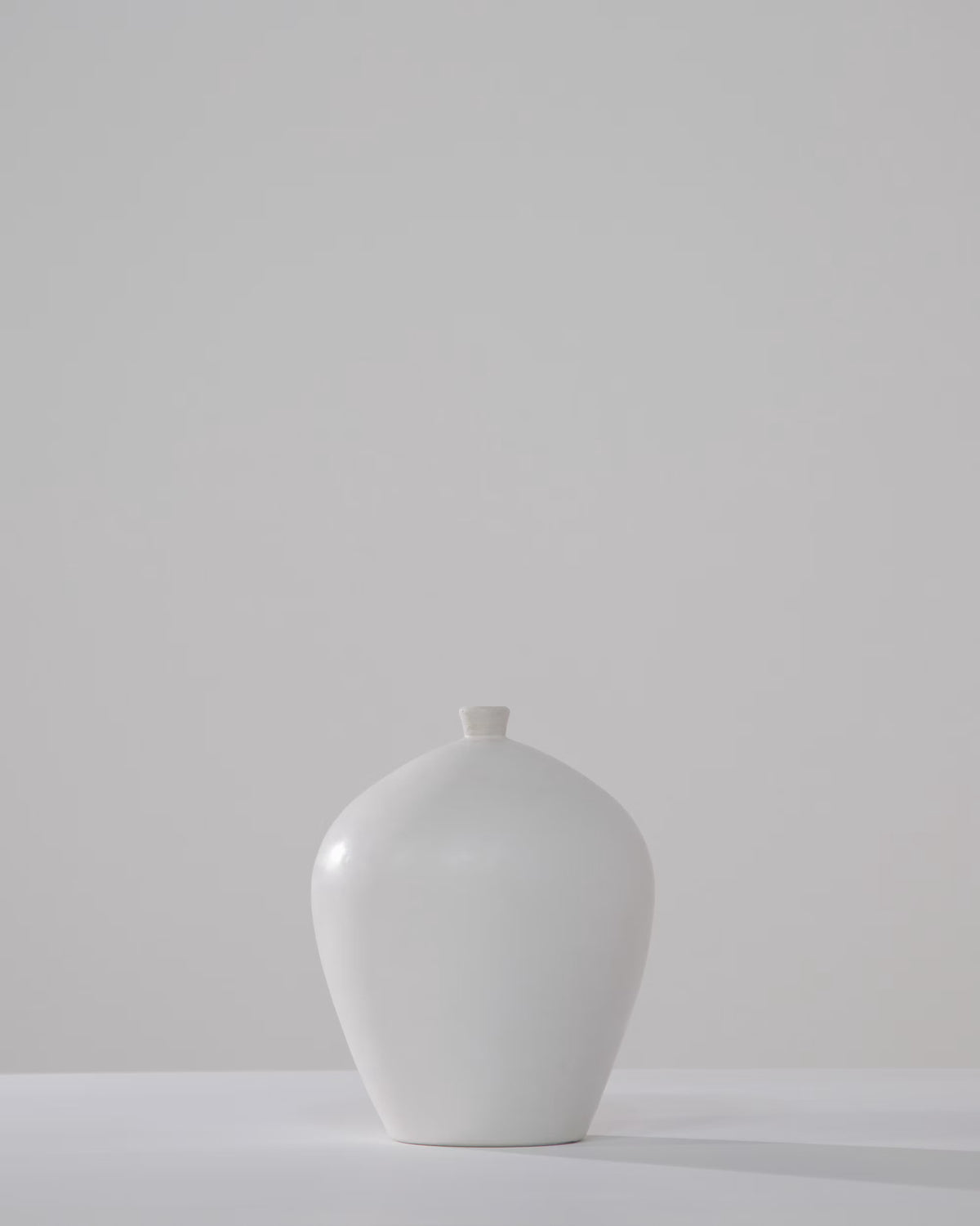 Céleste Sculptural Ceramic Vase
