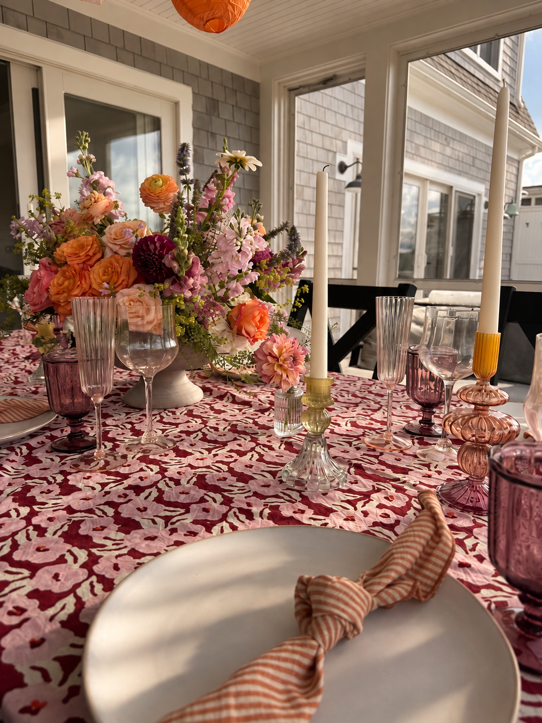 Les Coquelicots Floral Print Tablecloth
